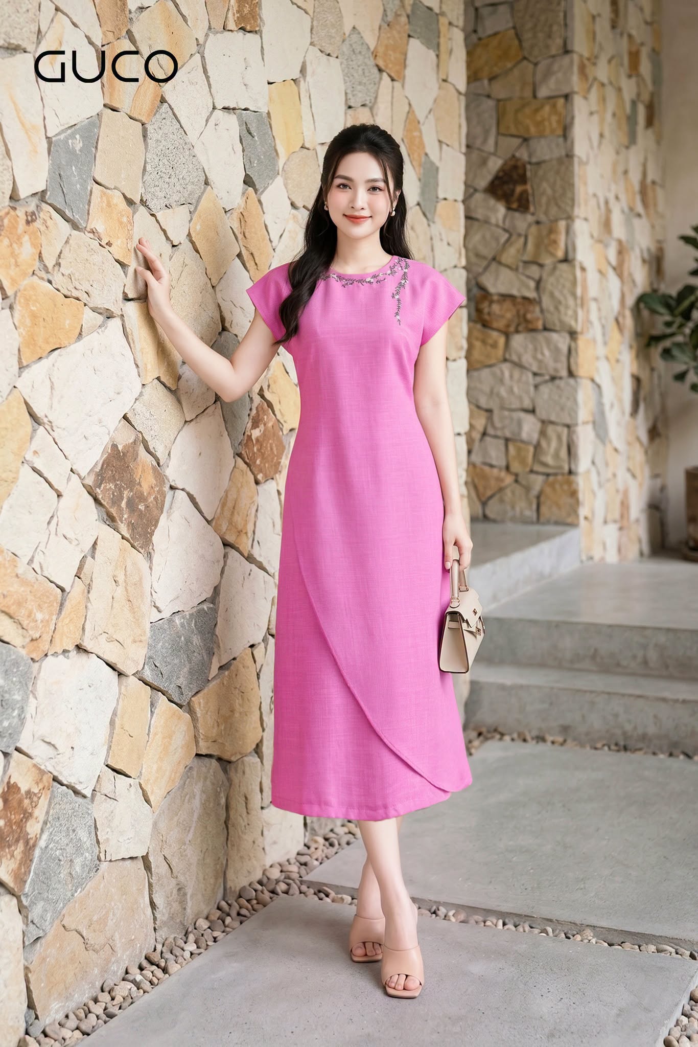 Đầm Suông Hồng Đắp Tà Cổ Thêu  - 5191